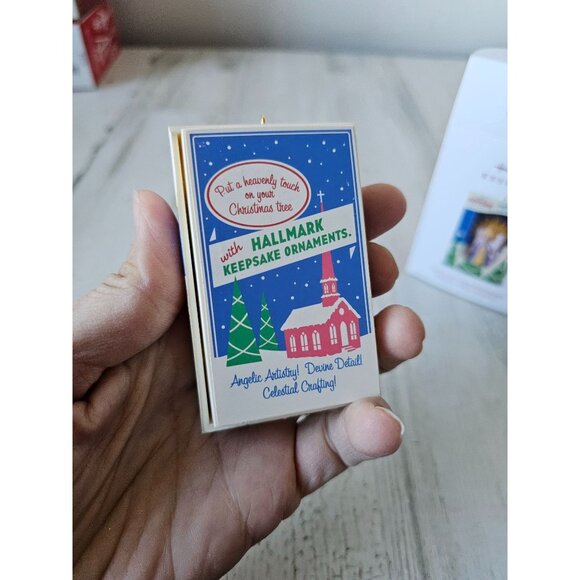 Hallmark Angel nifty '50s tree topper keepsake ornament 2018 - Picture 5 of 9